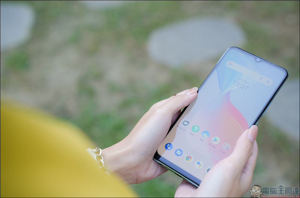 vivo Y76 5G 開箱、評測|44W 超快閃充、萬元有找的極速暢玩娛樂手機! - 電腦王阿達 vivo Y76 5G 開箱、評測|44W 超快閃充、萬元有找的極速暢玩娛樂手機! - 電腦王阿達