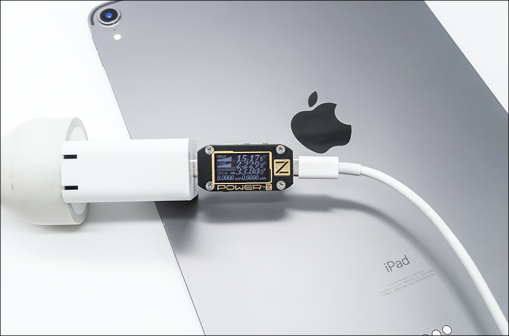 Google 65W 充電器諜照曝光,支援 USB PD 快充、體積比傳統充電器小一半以上 - 電腦王阿達 Google 65W 充電器諜照曝光,支援 USB PD 快充、體積比傳統充電器小一半以上 - 電腦王阿達