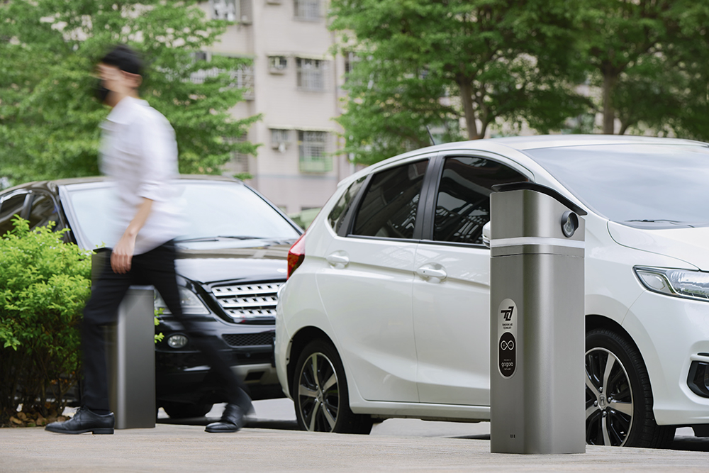 Gogoro 連停車管理的最後一哩路也要幫忙,推出延續電池生命週期的智慧停車柱解決方案 - 電腦王阿達 Gogoro 連停車管理的最後一哩路也要幫忙,推出延續電池生命週期的智慧停車柱解決方案 - 電腦王阿達