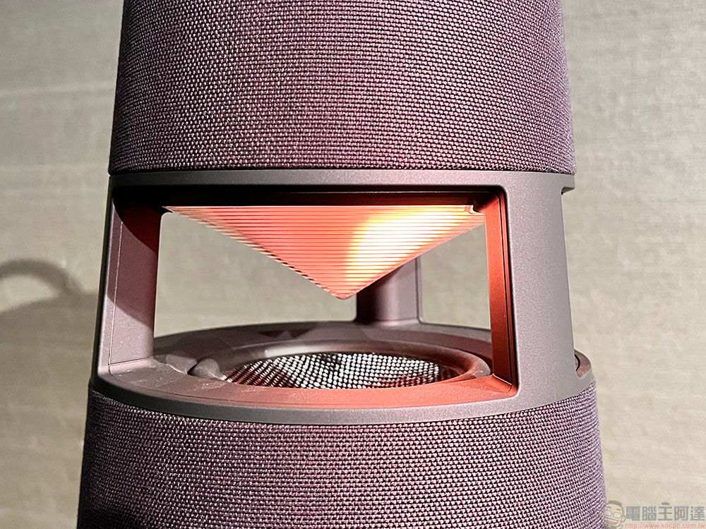 LG Xboom 360 全向環繞藍牙喇叭,10 小時長續航戶外活動也享高品質音樂 - 電腦王阿達 LG Xboom 360 全向環繞藍牙喇叭,10 小時長續航戶外活動也享高品質音樂 - 電腦王阿達