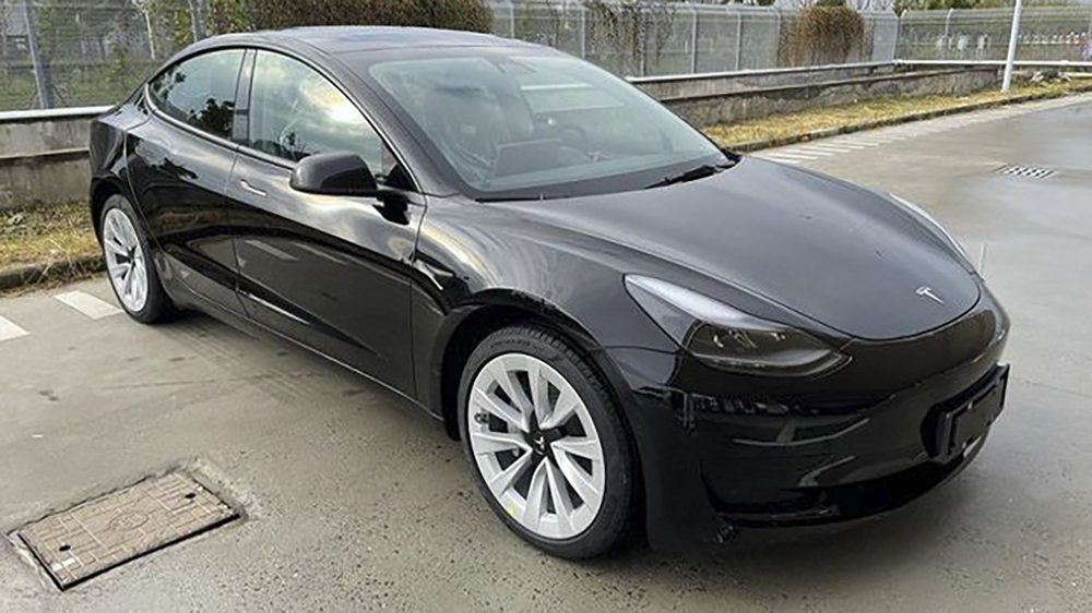閹割動力更入門款 Tesla Model 3 