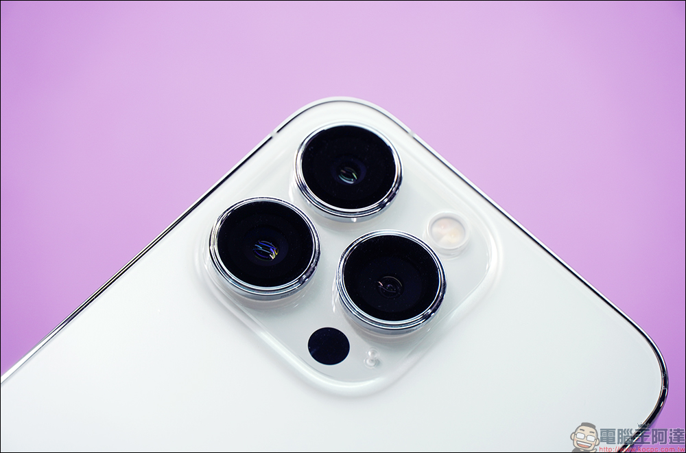 iPhone 13 Pro / 13 Pro Max 專屬、採用 PVDSS 不鏽鋼真空離子鍍膜， imos PRO 新一代藍寶石立體雙窄邊鏡頭貼開箱 - 電腦王阿達