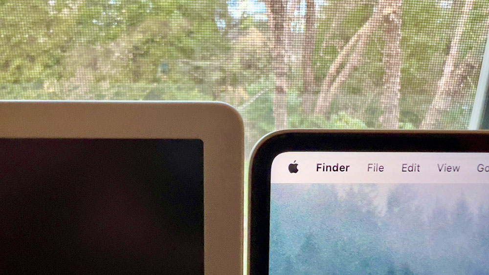 2021 MacBook Pro 跟 2001 年的 Titanium PowerBook G4 有多像?網友分享了比對實拍照片 - 電腦王阿達 2021 MacBook Pro 跟 2001 年的 Titanium PowerBook G4 有多像?網友分享了比對實拍照片 - 電腦王阿達