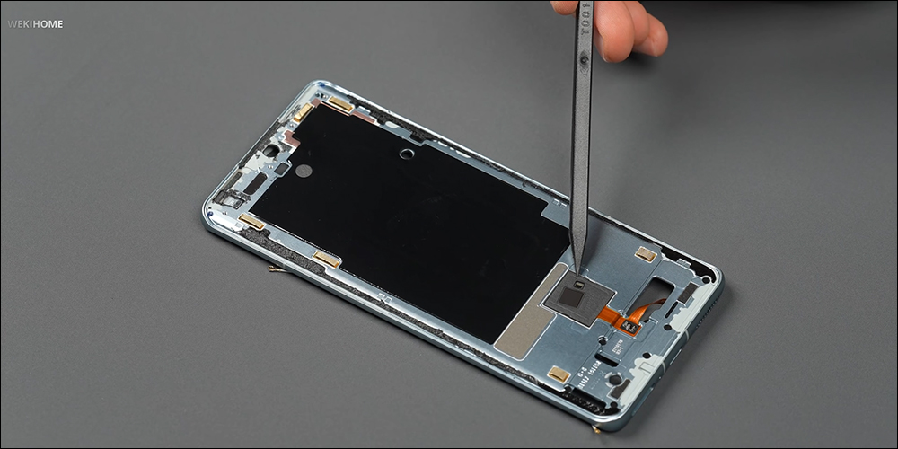 小米 12 Pro 拆解,揭秘全能 Pro 旗艦的機身內部配置 - 電腦王阿達 小米 12 Pro 拆解,揭秘全能 Pro 旗艦的機身內部配置 - 電腦王阿達