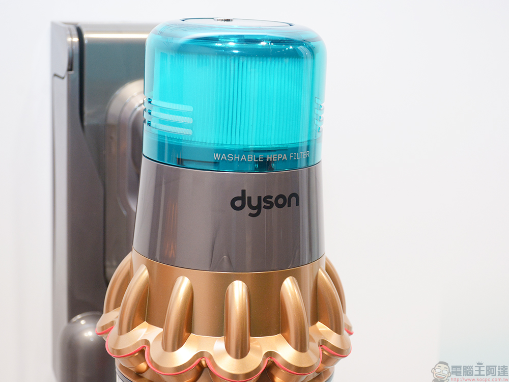 全新 Dyson V15 Derect 系列無線吸塵器在台推出,迄今最強吸力、拒絕二次污染 - 電腦王阿達 全新 Dyson V15 Derect 系列無線吸塵器在台推出,迄今最強吸力、拒絕二次污染 - 電腦王阿達