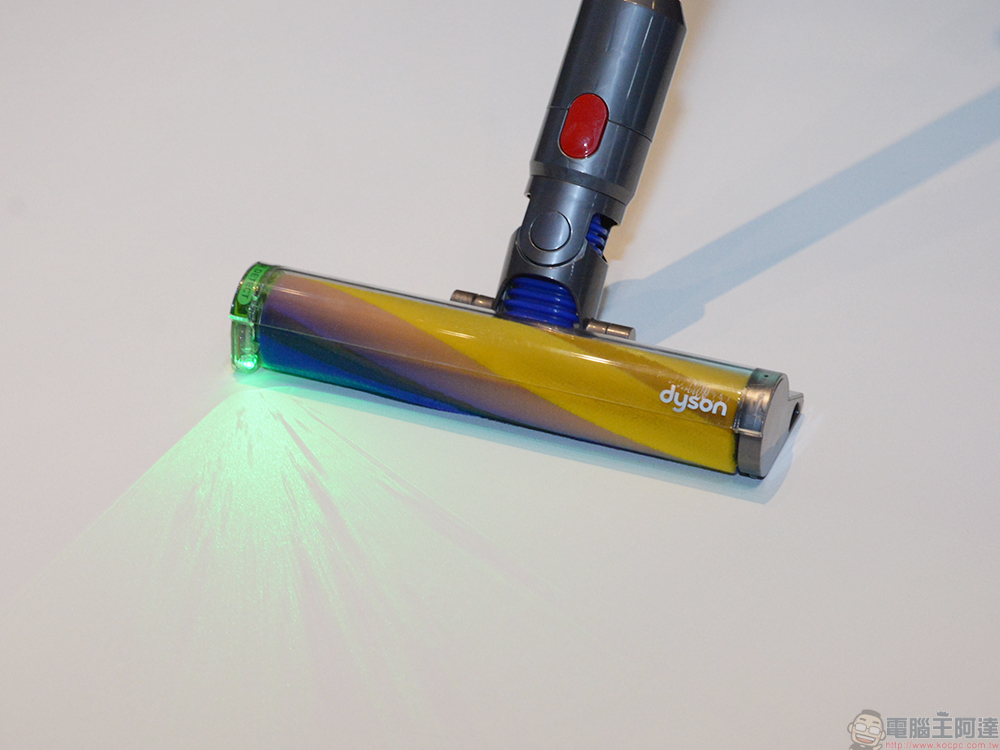 全新 Dyson V15 Derect 系列無線吸塵器在台推出,迄今最強吸力、拒絕二次污染 - 電腦王阿達 全新 Dyson V15 Derect 系列無線吸塵器在台推出,迄今最強吸力、拒絕二次污染 - 電腦王阿達