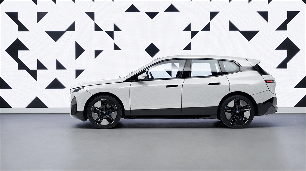 BMW iX Flow 概念車亮相:採用 E Ink 變色車身面板,讓車身能如電子書般一秒變色! - 電腦王阿達 BMW iX Flow 概念車亮相:採用 E Ink 變色車身面板,讓車身能如電子書般一秒變色! - 電腦王阿達