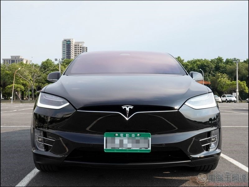 國外少年駭客宣稱，他已經成功遠端控制超過 20 台 Tesla 電動車，在車主不知情的情況 - 電腦王阿達