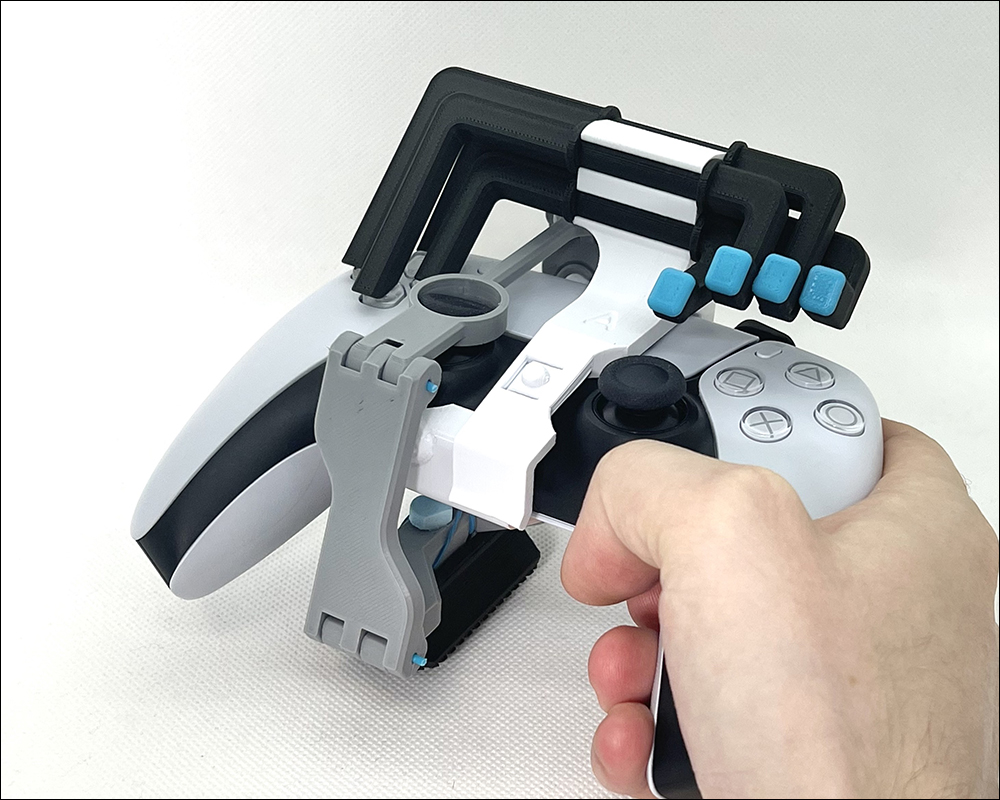 單手玩 PS5 遊戲不是夢！外國玩家 3D 列印製作 DualSense 改裝套件，實現單手操控手把樂趣 - 電腦王阿達