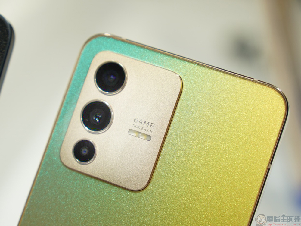 vivo V23 5G 系列醫美級自拍旗艦登場,有個性的美最美 - 電腦王阿達 vivo V23 5G 系列醫美級自拍旗艦登場,有個性的美最美 - 電腦王阿達