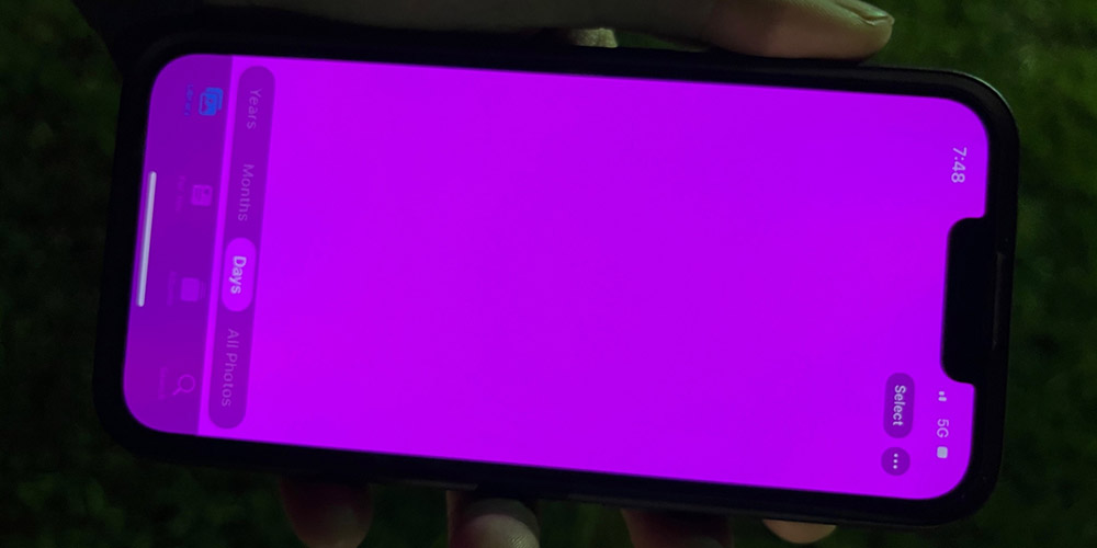 你的 iPhone 13 螢幕顏色變粉紅色嗎？Apple 確認是軟體 Bug 錯誤導致 - 電腦王阿達