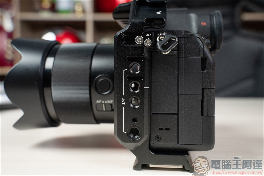 SONY A7M4 SmallRig 3667 專用兔籠,長時間錄影工作者必備良器! - 電腦王阿達 SONY A7M4 SmallRig 3667 專用兔籠,長時間錄影工作者必備良器! - 電腦王阿達