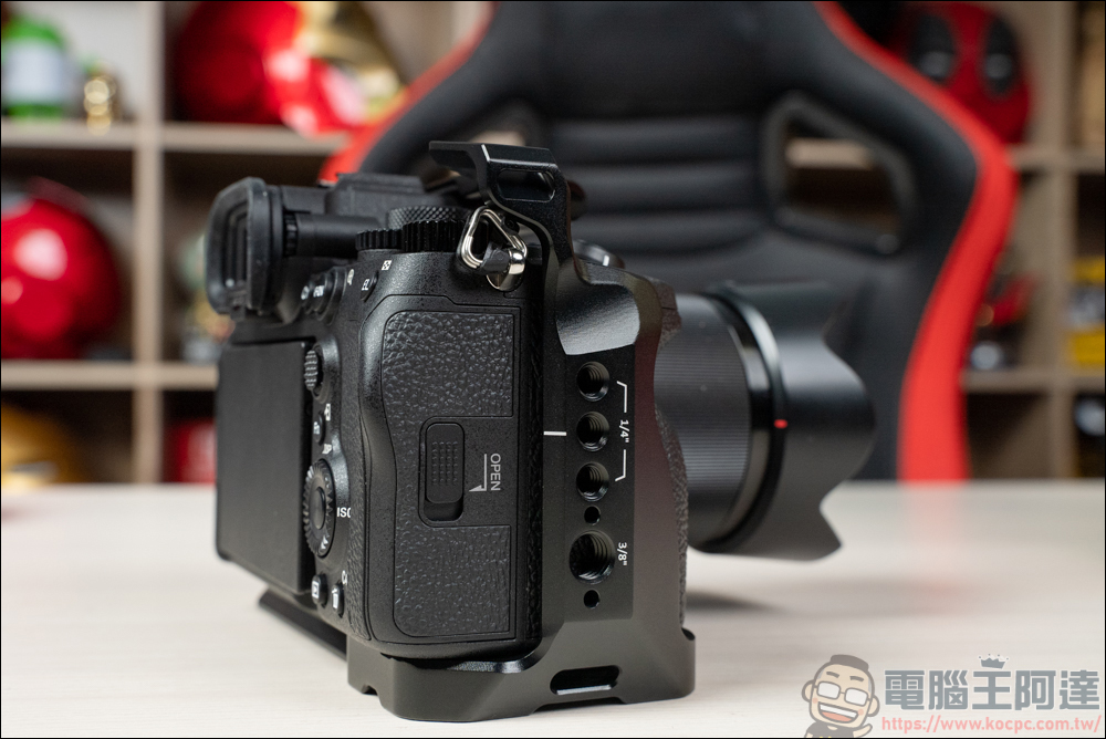 SONY A7M4 SmallRig 3667 專用兔籠,長時間錄影工作者必備良器! - 電腦王阿達 SONY A7M4 SmallRig 3667 專用兔籠,長時間錄影工作者必備良器! - 電腦王阿達