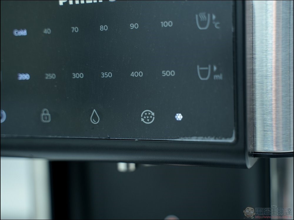 Philips 智慧溫控過濾飲水機 開箱實測 - 15