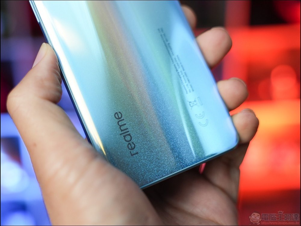 realme 9 Pro 開箱 -16 realme 9 Pro 開箱 -16