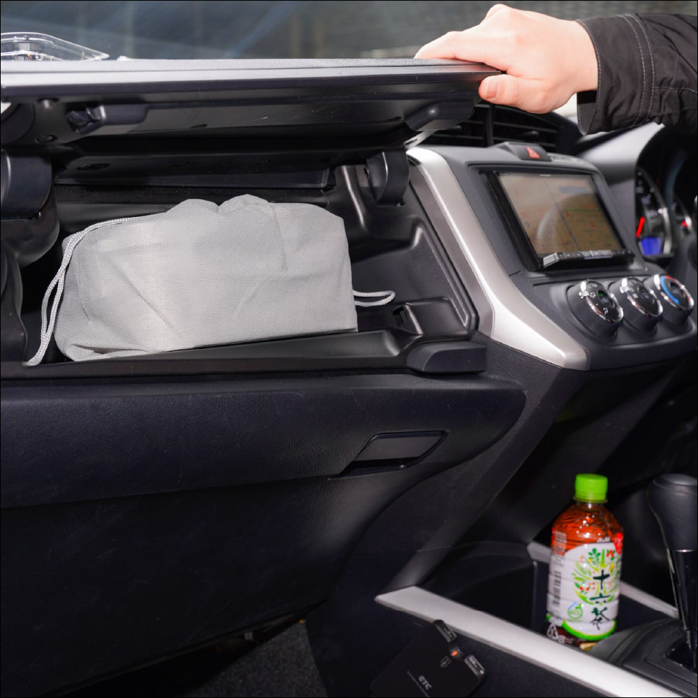 Thanko 推出「車用版本」便當型電鍋，讓業務、司機、車泊愛好者能在車上有份溫飽 - 電腦王阿達