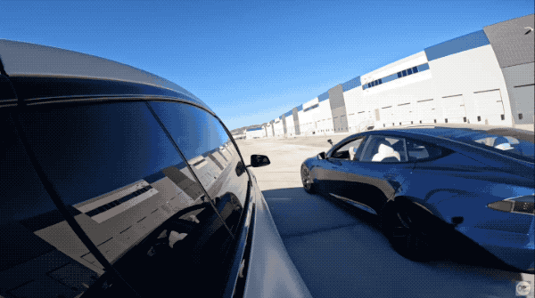 「Plaid」對決!特斯拉高階電動車款 Model S Plaid 與 Model X Plaid 的加速比拼來了 - 電腦王阿達 「Plaid」對決!特斯拉高階電動車款 Model S Plaid 與 Model X Plaid 的加速比拼來了 - 電腦王阿達