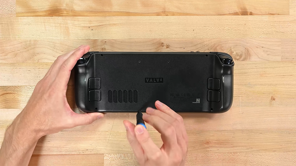iFixit 拆解 Steam Deck 掌機:可修復性 7 分,只需要一把十字螺絲起子 - 電腦王阿達 iFixit 拆解 Steam Deck 掌機:可修復性 7 分,只需要一把十字螺絲起子 - 電腦王阿達