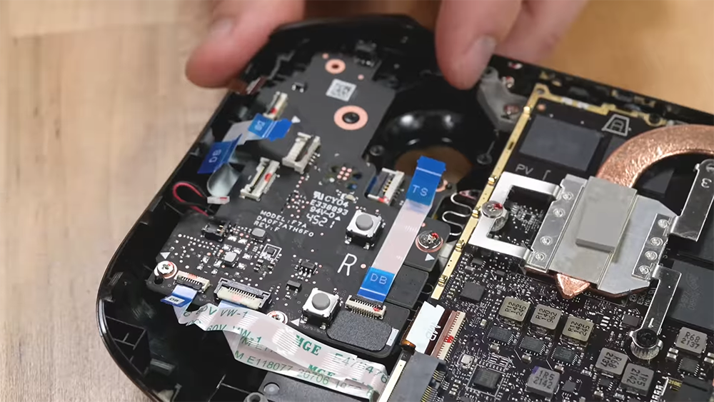 iFixit 拆解 Steam Deck 掌機:可修復性 7 分,只需要一把十字螺絲起子 - 電腦王阿達 iFixit 拆解 Steam Deck 掌機:可修復性 7 分,只需要一把十字螺絲起子 - 電腦王阿達