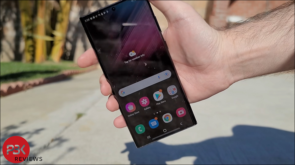 三星 Galaxy S22 Ultra 街頭跌落測試:升級康寧大猩猩 Victus+ 玻璃、取消螢幕保護貼,首摔就破一顆鏡頭玻璃 - 電腦王阿達 三星 Galaxy S22 Ultra 街頭跌落測試:升級康寧大猩猩 Victus+ 玻璃、取消螢幕保護貼,首摔就破一顆鏡頭玻璃 - 電腦王阿達