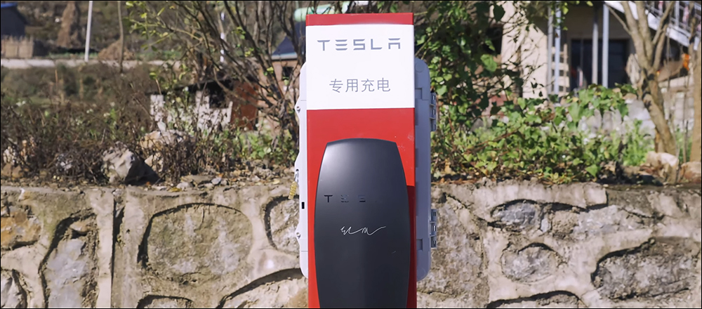 特斯拉 Model Y 用來當民宿、旅遊接送、叫賣,在中國雲南形成另類「特斯拉村」 - 電腦王阿達 特斯拉 Model Y 用來當民宿、旅遊接送、叫賣,在中國雲南形成另類「特斯拉村」 - 電腦王阿達
