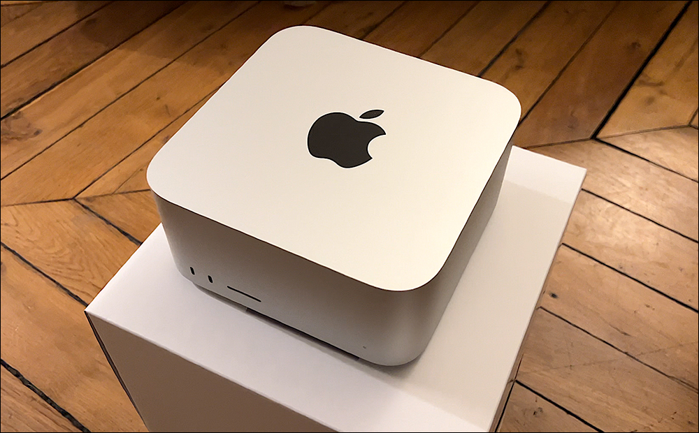 Mac Studio 法國消費者因零售商通路失誤而提前收到產品,因而造成實機外觀提前被洩露 - 電腦王阿達 Mac Studio 法國消費者因零售商通路失誤而提前收到產品,因而造成實機外觀提前被洩露 - 電腦王阿達