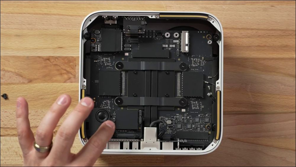 Mac Studio 擴充槽可能被韌體鎖住而無法自行升級 SSD?也許只是暫時的問題 - 電腦王阿達 Mac Studio 擴充槽可能被韌體鎖住而無法自行升級 SSD?也許只是暫時的問題 - 電腦王阿達