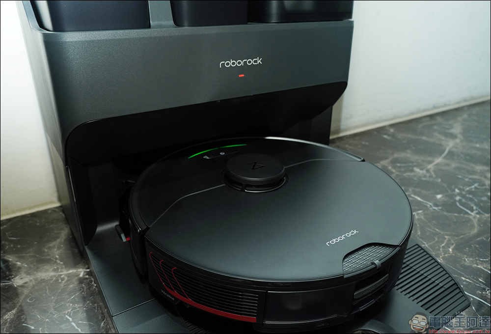 Roborock S7 MaxV Ultra 開箱、評測|五項全自動、六合一清潔座、業界最強 5100Pa 吸力,掃拖機器人真王者! - 電腦王阿達 Roborock S7 MaxV Ultra 開箱、評測|五項全自動、六合一清潔座、業界最強 5100Pa 吸力,掃拖機器人真王者! - 電腦王阿達