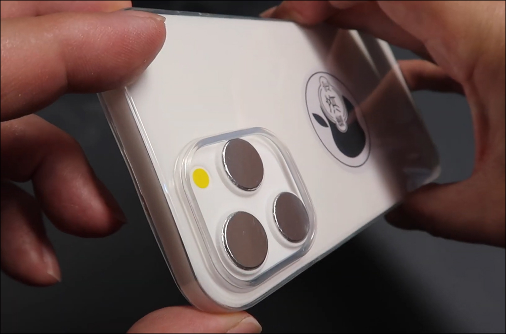 iPhone 14 全系列前面板玻璃曝光,打孔螢幕搭配更窄邊框! iPhone 14 機模與 iPhone 13 保護殼安裝實測 - 電腦王阿達 iPhone 14 全系列前面板玻璃曝光,打孔螢幕搭配更窄邊框! iPhone 14 機模與 iPhone 13 保護殼安裝實測 - 電腦王阿達