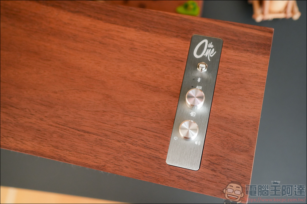 Klipsch The One II 藍牙喇叭,復古外表超高顏質,小體積內藏高音質高音色的藍牙喇叭 - 電腦王阿達 Klipsch The One II 藍牙喇叭,復古外表超高顏質,小體積內藏高音質高音色的藍牙喇叭 - 電腦王阿達