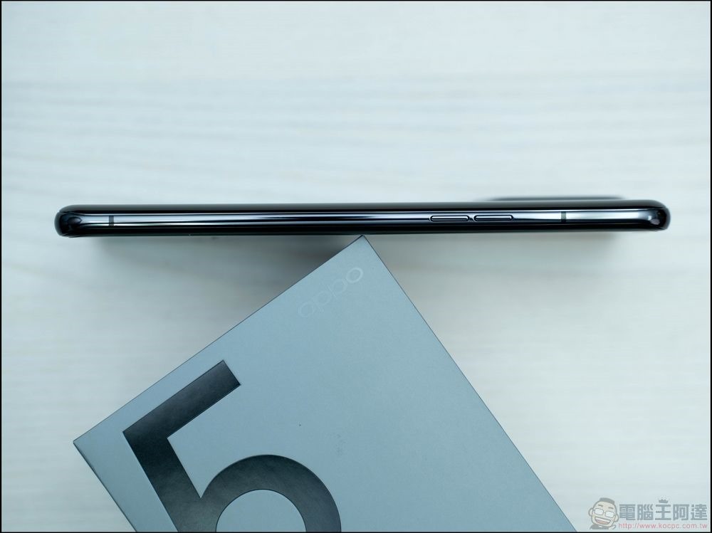 OPPO Find X5 Pro 5G 開箱 - 11 OPPO Find X5 Pro 5G 開箱 - 11