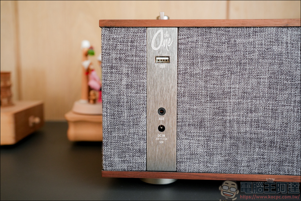Klipsch The One II 藍牙喇叭,復古外表超高顏質,小體積內藏高音質高音色的藍牙喇叭 - 電腦王阿達 Klipsch The One II 藍牙喇叭,復古外表超高顏質,小體積內藏高音質高音色的藍牙喇叭 - 電腦王阿達