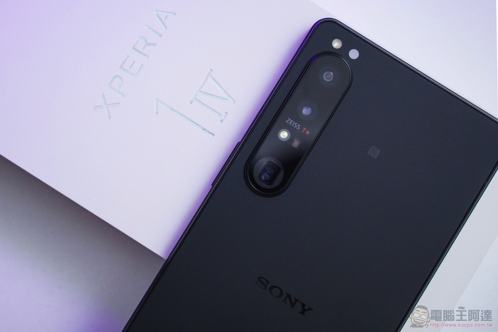 美型極速旗艦 Sony Xperia 1 IV 重點實測:三鏡頭 4K 120FPS 錄影、無縫光學變焦的黑科技相機手機 - 電腦王阿達 美型極速旗艦 Sony Xperia 1 IV 重點實測:三鏡頭 4K 120FPS 錄影、無縫光學變焦的黑科技相機手機 - 電腦王阿達