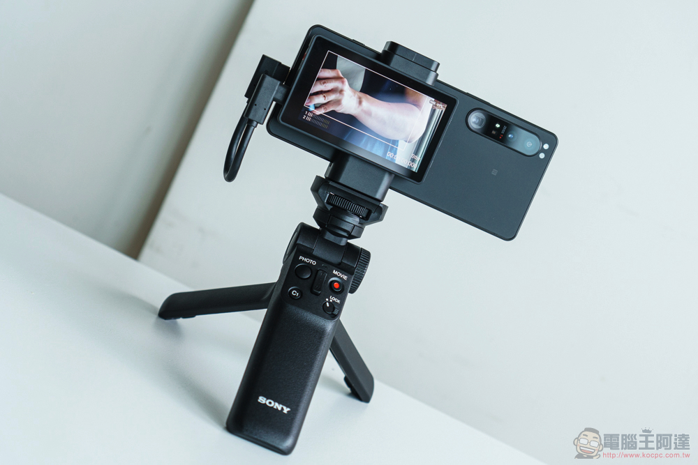 美型極速旗艦 Sony Xperia 1 IV 重點實測:三鏡頭 4K 120FPS 錄影、無縫光學變焦的黑科技相機手機 - 電腦王阿達 美型極速旗艦 Sony Xperia 1 IV 重點實測:三鏡頭 4K 120FPS 錄影、無縫光學變焦的黑科技相機手機 - 電腦王阿達