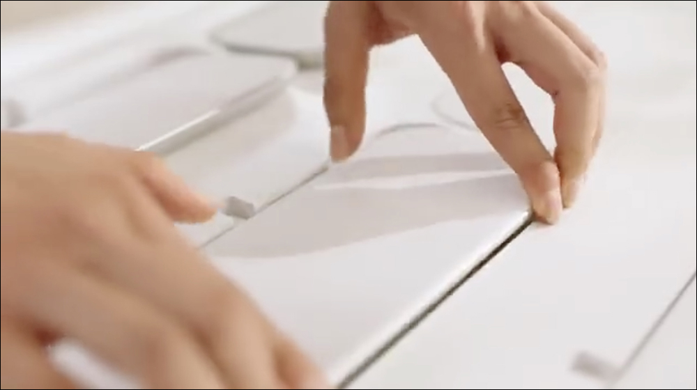 小米展示「小米多線圈無線充電辦公桌」，利用自家產品魔改而成 - 電腦王阿達