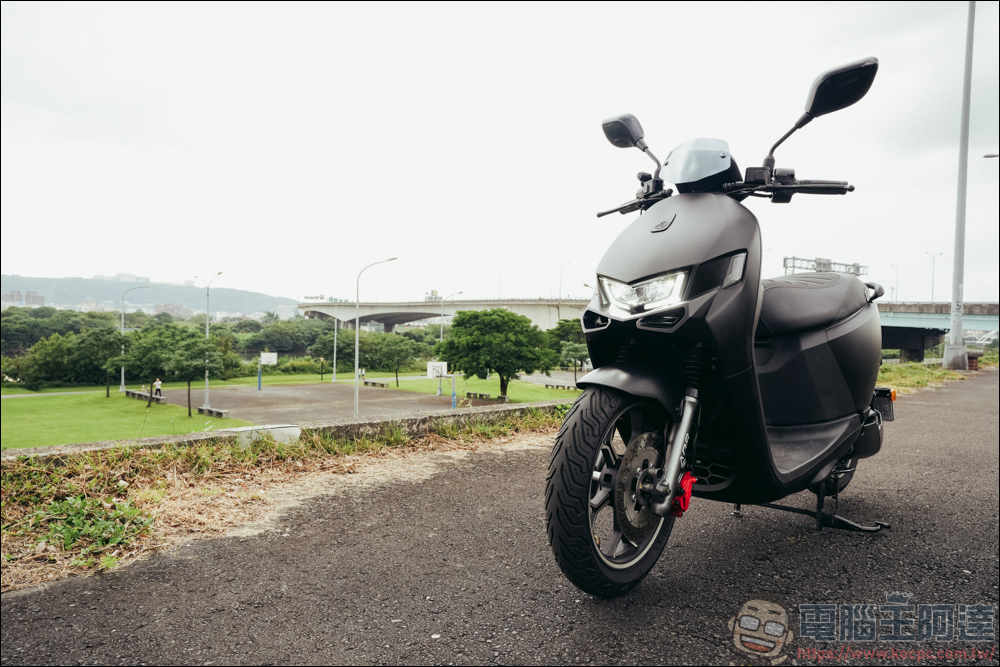 CROXERA M 智慧後照鏡:不論油、電,讓所有機車變成智慧聯網車,超速罰單再見! - 電腦王阿達 CROXERA M 智慧後照鏡:不論油、電,讓所有機車變成智慧聯網車,超速罰單再見! - 電腦王阿達
