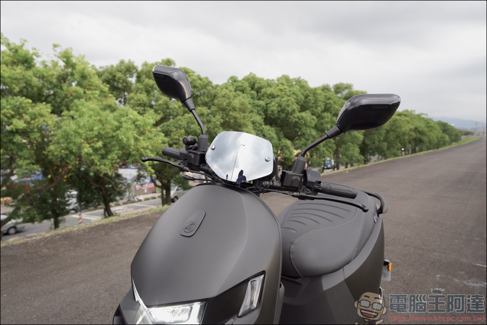 CROXERA M 智慧後照鏡:不論油、電,讓所有機車變成智慧聯網車,超速罰單再見! - 電腦王阿達 CROXERA M 智慧後照鏡:不論油、電,讓所有機車變成智慧聯網車,超速罰單再見! - 電腦王阿達