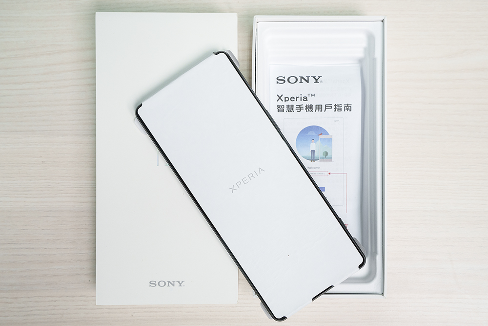 美型極速旗艦 Sony Xperia 1 IV 重點實測:三鏡頭 4K 120FPS 錄影、無縫光學變焦的黑科技相機手機 - 電腦王阿達 美型極速旗艦 Sony Xperia 1 IV 重點實測:三鏡頭 4K 120FPS 錄影、無縫光學變焦的黑科技相機手機 - 電腦王阿達