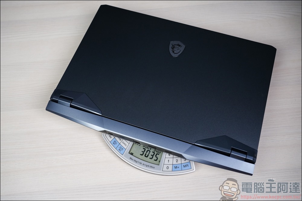 MSI Raider GE76 Deluxe Edition UHS 電競筆電 開箱 - 009 MSI Raider GE76 Deluxe Edition UHS 電競筆電 開箱 - 009