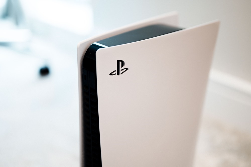 消息爆料新款PlayStation 5 有可能在今年9 月推出，不過效能可能不 