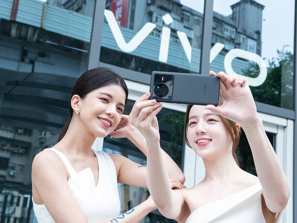 十年里程之作 vivo X80 旗艦機登台,雙晶片打造專業影像視覺 - 電腦王阿達 十年里程之作 vivo X80 旗艦機登台,雙晶片打造專業影像視覺 - 電腦王阿達