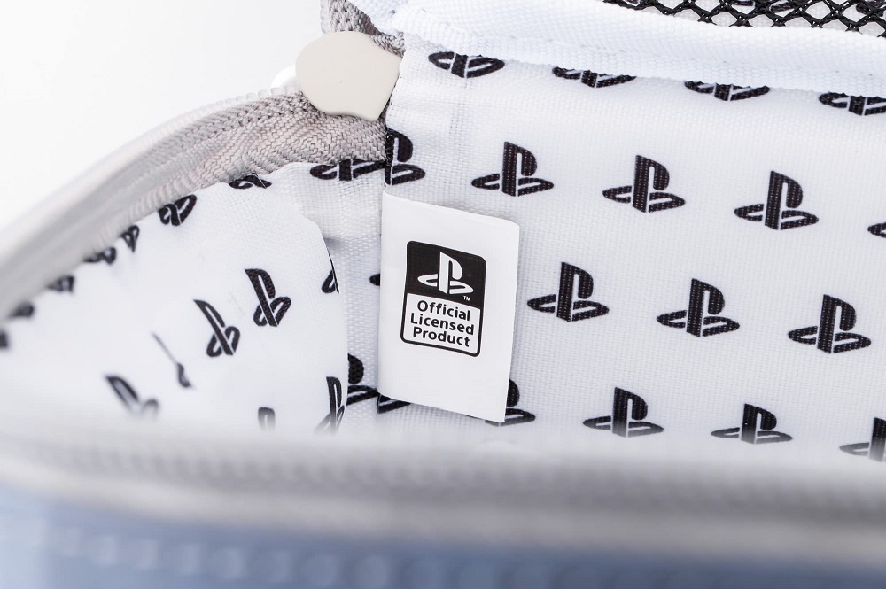 寶島社雜誌附錄將推出「PlayStation原尺寸收納包」 老玩家必收的周邊商品 - 電腦王阿達 寶島社雜誌附錄將推出「PlayStation原尺寸收納包」 老玩家必收的周邊商品 - 電腦王阿達