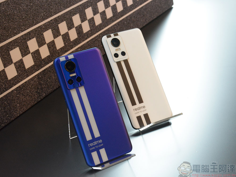 realme GT Neo3 系列雙機在台推出,以「手機界跑車」之名帶動全民電競風潮 - 電腦王阿達 realme GT Neo3 系列雙機在台推出,以「手機界跑車」之名帶動全民電競風潮 - 電腦王阿達