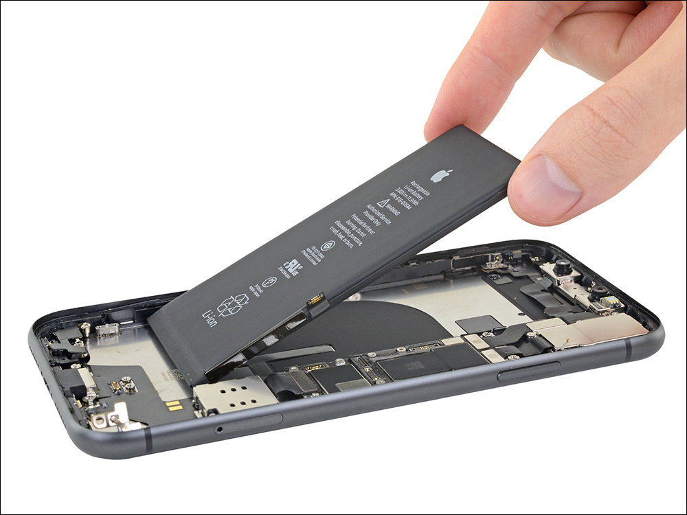 燦坤 3C 推出 iPhone 原廠電池舊換新活動， iPhone 指定機型更換最低只要 990 元 - 電腦王阿達