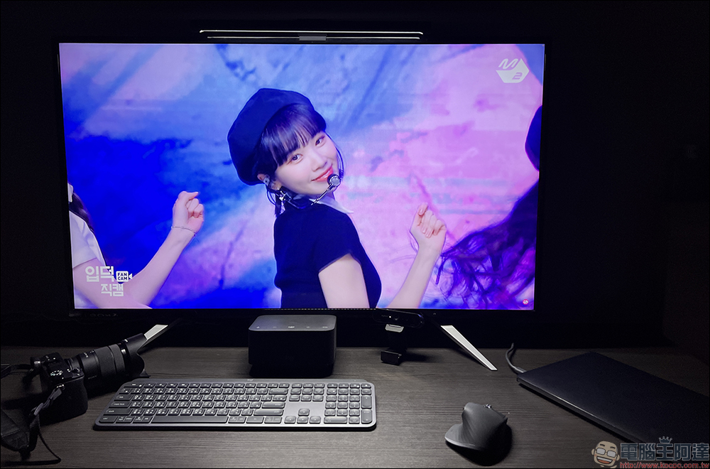 Logi Dock 羅技全功能擴充底座工作站開箱|居家辦公神器!整合集線器、100W PD 供電、內建降噪麥克風和擴音喇叭 - 電腦王阿達 Logi Dock 羅技全功能擴充底座工作站開箱|居家辦公神器!整合集線器、100W PD 供電、內建降噪麥克風和擴音喇叭 - 電腦王阿達