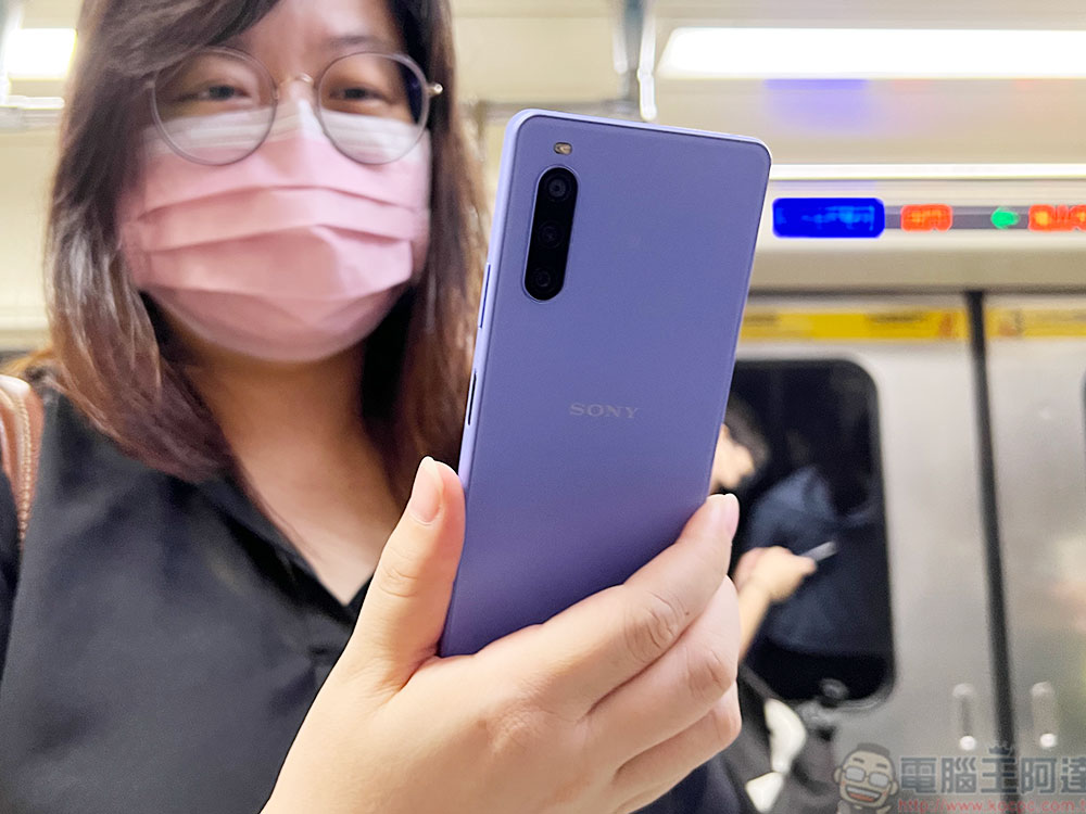 Sony Xperia 10 IV 開箱看重點:超乎想像的輕薄,超乎預期的續航力 - 電腦王阿達 Sony Xperia 10 IV 開箱看重點:超乎想像的輕薄,超乎預期的續航力 - 電腦王阿達