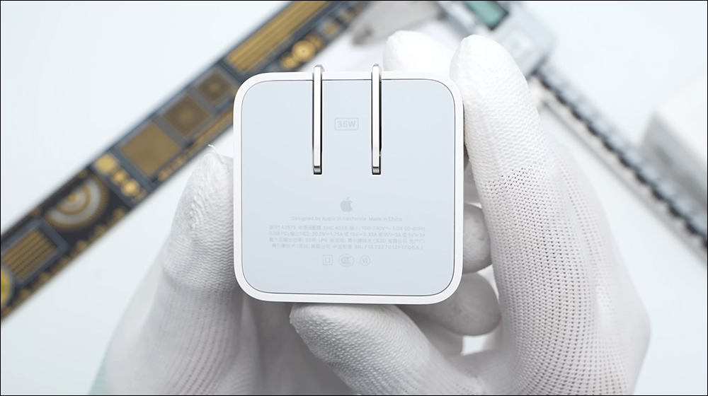 Apple 35W 雙 USB-C 充電器被拆解,揭示內部元件配置 - 電腦王阿達 Apple 35W 雙 USB-C 充電器被拆解,揭示內部元件配置 - 電腦王阿達