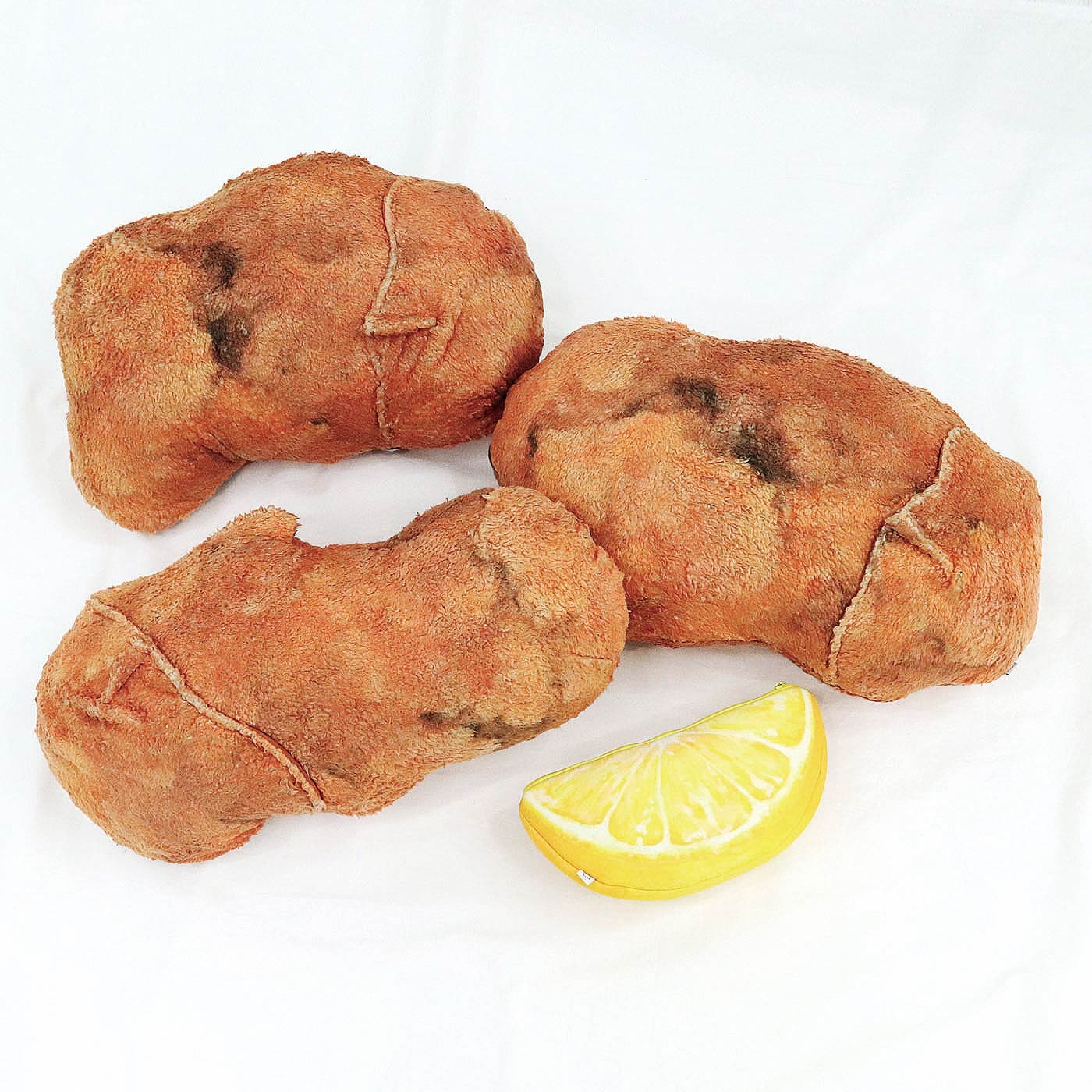 CAPCOM 官方商店販售《魔物獵人》生肉及全熟肉抱枕,骨頭油花再現 - 電腦王阿達 CAPCOM 官方商店販售《魔物獵人》生肉及全熟肉抱枕,骨頭油花再現 - 電腦王阿達