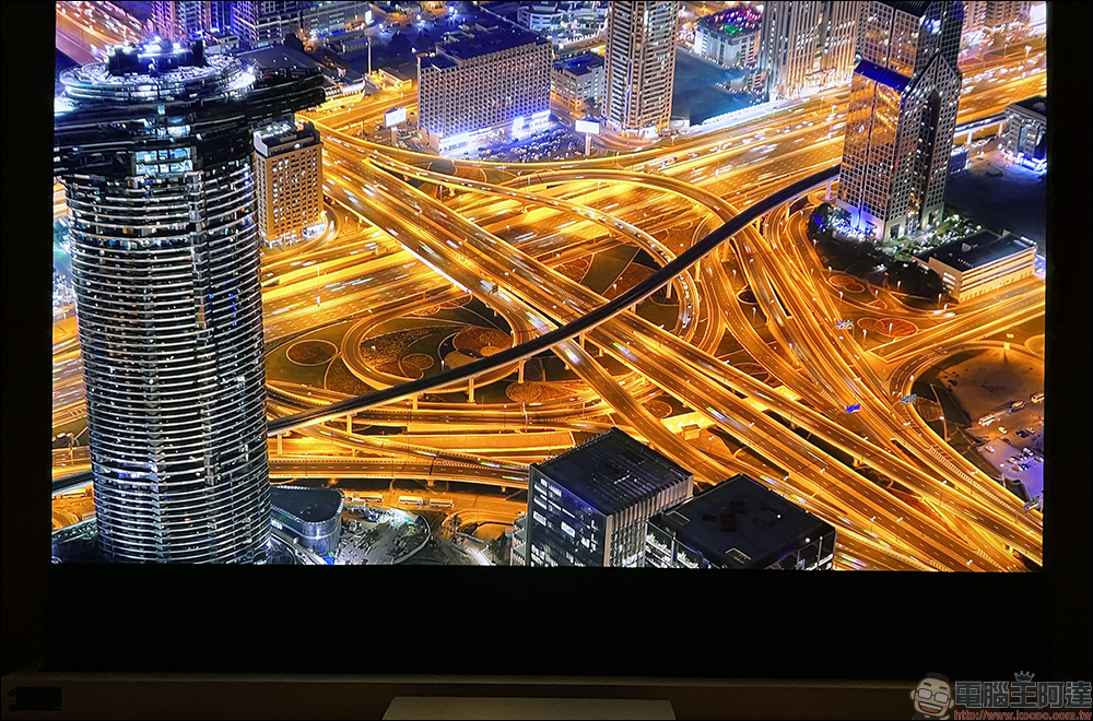 峰米 T1 Formovie Theater 超短焦4K無框劇院開箱|地表最強的超短焦投影機!不分晝夜,在家享受百吋劇院 - 電腦王阿達 峰米 T1 Formovie Theater 超短焦4K無框劇院開箱|地表最強的超短焦投影機!不分晝夜,在家享受百吋劇院 - 電腦王阿達