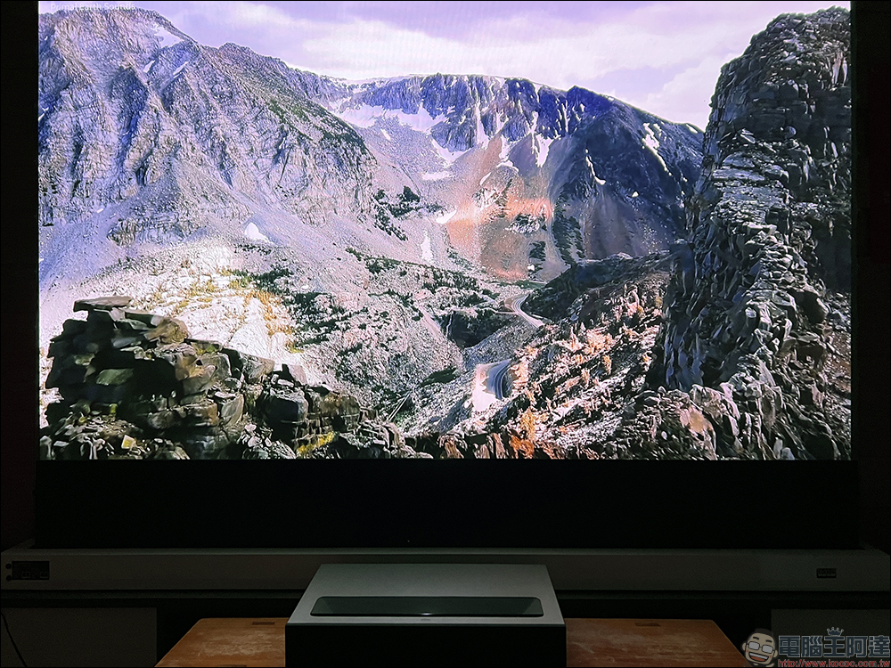 峰米 T1 Formovie Theater 超短焦4K無框劇院開箱|地表最強的超短焦投影機!不分晝夜,在家享受百吋劇院 - 電腦王阿達 峰米 T1 Formovie Theater 超短焦4K無框劇院開箱|地表最強的超短焦投影機!不分晝夜,在家享受百吋劇院 - 電腦王阿達